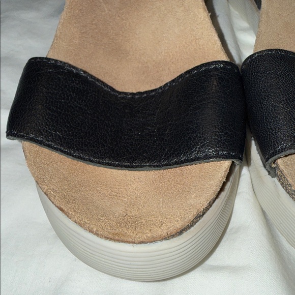Fly London Strappy Open Toe Wedge Sandals Size 39 EUC - Picture 10 of 15